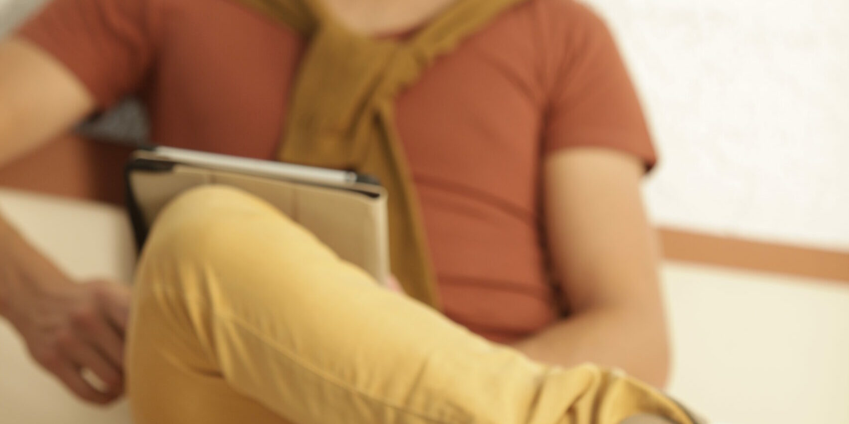 bücher im vordergrund