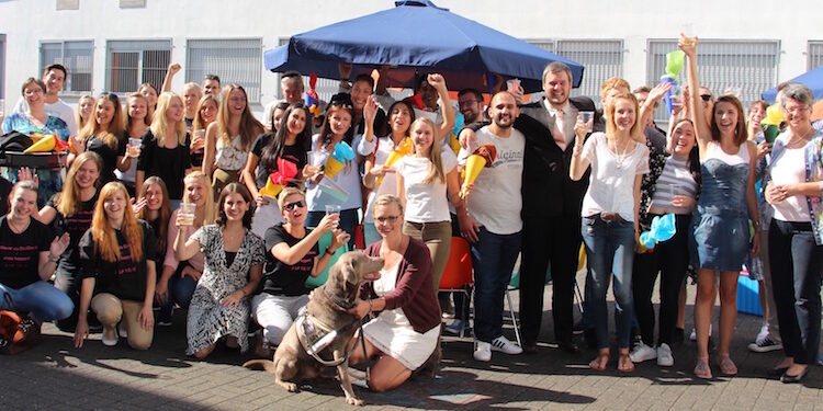 161018_Pressemitteilung_5_ amt Gesundheitsakademie im Vest Recklinghausen Abschluss 2016 Masseure Podologen Ergotherapeuten Physiotherapeuten Logopäden